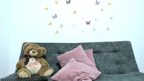 Snapshot of dahianaroa chatting on 02-19-26, 12:45 dahianaroa online show from 02-19-26, 12:45