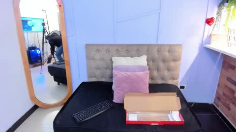 Snapshot of dahianeconnor chatting on 03-28-26, 11:43 Dahiane Connor online show from 03-28-26, 11:43