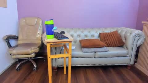 Snapshot of dahianeconnor chatting on 04-13-26, 11:37 Dahiane Connor online show from 04-13-26, 11:37