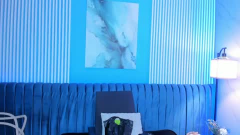 Snapshot of dahianeconnor chatting on 04-15-26, 11:39 Dahiane Connor online show from 04-15-26, 11:39