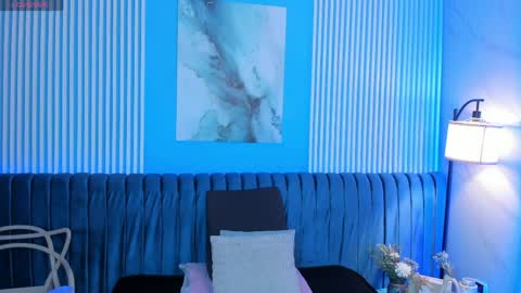 Snapshot of dahianeconnor chatting on 05-17-26, 11:39 Dahiane Connor online show from 05-17-26, 11:39