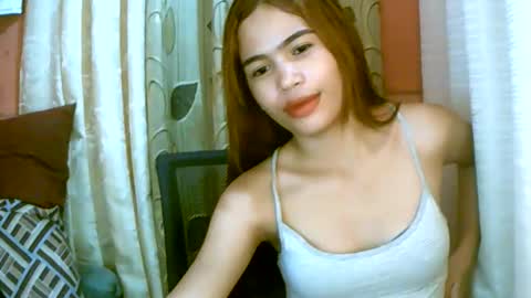 Im Dahlia online show from 01-05-25, 01:04