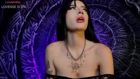 Dahlia online show from 04-19-26, 02:11