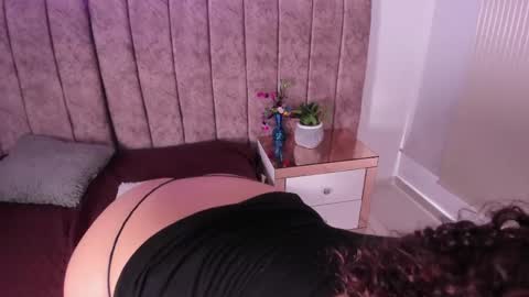 Snapshot of dahlia_rossee chatting on 05-26-26, 07:54 dahlia_rossee online show from 05-26-26, 07:54