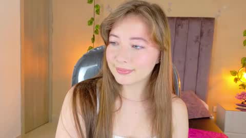 Dahlia online show from 02-21-26, 02:07