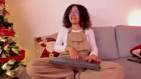 Dahli online show from 12-13-24, 04:54