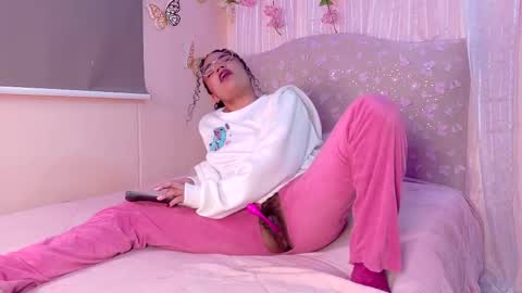 Dahli online show from 02-19-26, 04:41