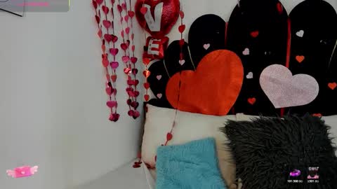 Snapshot of dahlialee chatting on 02-12-26, 12:44 Dahlialee online show from 02-12-26, 12:44