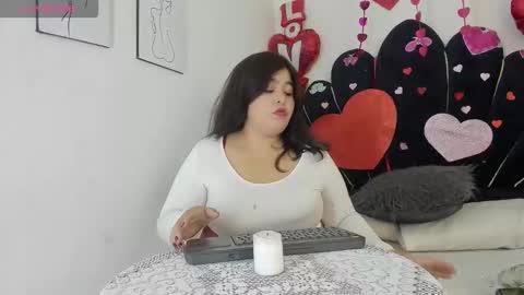 Snapshot of dahlialee chatting on 02-14-26, 11:40 Dahlialee online show from 02-14-26, 11:40