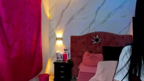 Snapshot of dahlyagoddess chatting on 07-18-26, 10:35 diosa dhaly online show from 07-18-26, 10:35