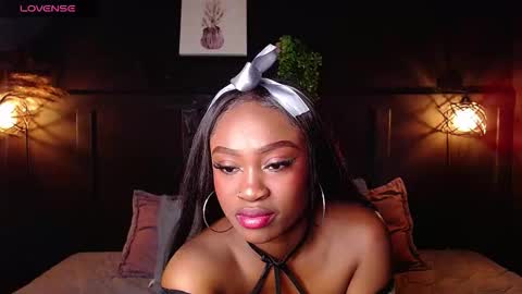 Snapshot of dahyan_ chatting on 11-10-25, 02:05 DAHYAN online show from 11-10-25, 02:05