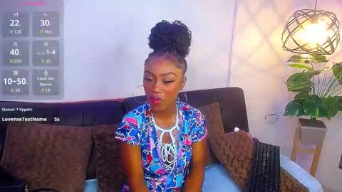 Snapshot of dahyan_ chatting on 12-01-25, 02:44 DAHYAN online show from 12-01-25, 02:44