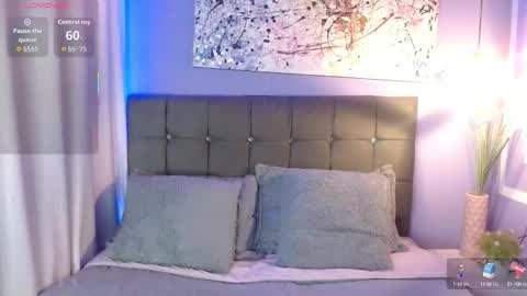 Snapshot of dahyan_ chatting on 02-15-26, 11:52 DAHYAN online show from 02-15-26, 11:52