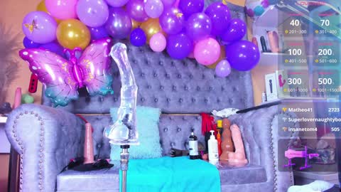 Snapshot of dailly_hot chatting on 01-01-25, 05:01 Loren online show from 01-01-25, 05:01