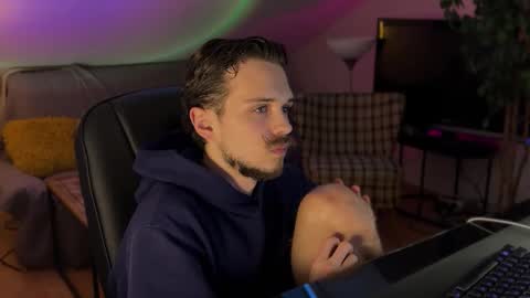 Snapshot of daimon_hall chatting on 02-16-26, 03:41 Daimon online show from 02-16-26, 03:41