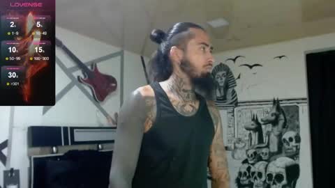 Snapshot of daimon_rock01 chatting on 05-07-26, 03:34 felipe online show from 05-07-26, 03:34