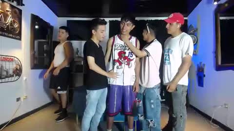 Snapshot of daiquirie chatting on 11-29-25, 07:50 daiquirie online show from 11-29-25, 07:50