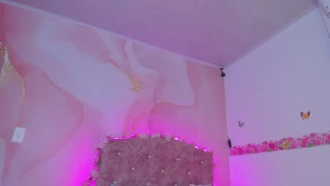 Snapshot of daisy__rose chatting on 01-07-25, 03:14 Dai online show from 01-07-25, 03:14