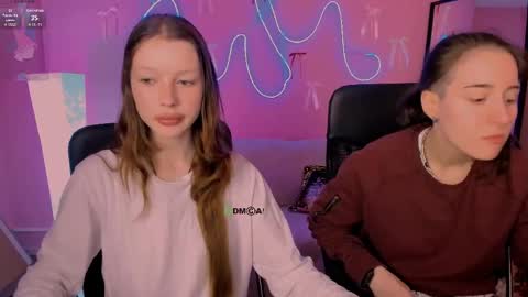 Snapshot of daisy_baby_ chatting on 03-18-26, 08:12 daisy online show from 03-18-26, 08:12
