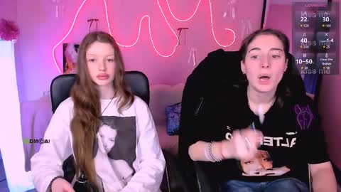 Snapshot of daisy_baby_ chatting on 04-14-26, 07:09 daisy online show from 04-14-26, 07:09
