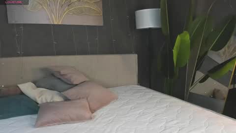 Snapshot of daisy_beckerr chatting on 05-22-26, 09:26 Viickie online show from 05-22-26, 09:26