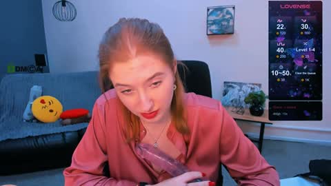 Snapshot of daisy_candy chatting on 12-24-24, 02:10 Little Di online show from 12-24-24, 02:10