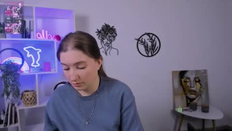 Little Di online show from 02-12-26, 02:28