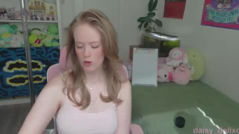 Snapshot of daisy_dollxo chatting on 04-27-26, 07:34 Daisy online show from 04-27-26, 07:34