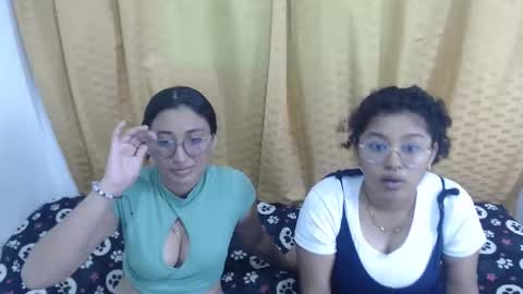 Snapshot of daisy_hot_x chatting on 10-19-25, 09:37 Daisy hot x online show from 10-19-25, 09:37