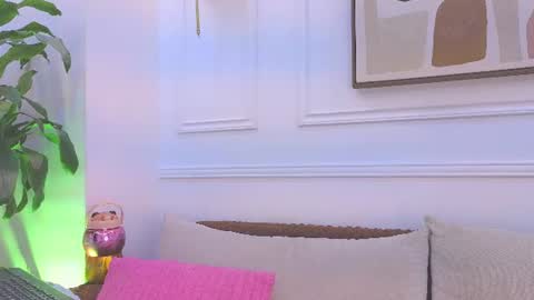 Snapshot of daisy_price chatting on 06-21-26, 10:18 Daisy Price online show from 06-21-26, 10:18