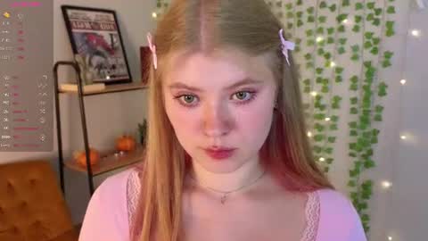 Snapshot of daisy_santos chatting on 07-03-26, 12:44 Mary online show from 07-03-26, 12:44