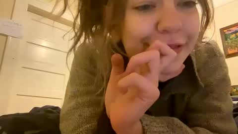 DaisyB3 online show from 02-17-25, 08:41