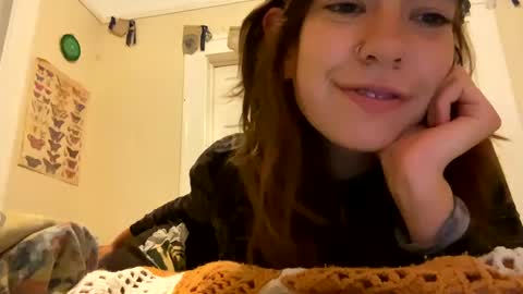 DaisyB3 online show from 09-14-25, 06:23