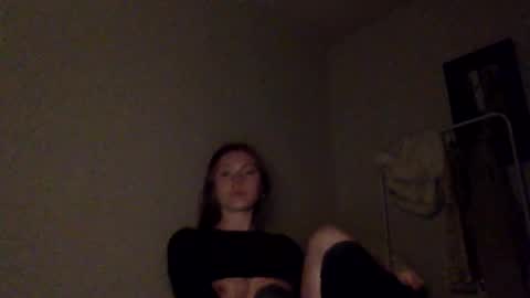 Snapshot of daisycollins1111 chatting on 06-16-26, 11:57 Daisy online show from 06-16-26, 11:57