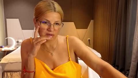 Daisy online show from 11-21-25, 10:25