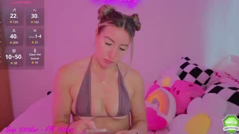 Snapshot of daisydeliciousxx chatting on 06-10-26, 08:13 DaisyDeliciousxx online show from 06-10-26, 08:13
