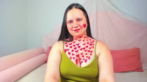 Snapshot of daisyharts chatting on 07-06-26, 03:03 DaisyHarts online show from 07-06-26, 03:03