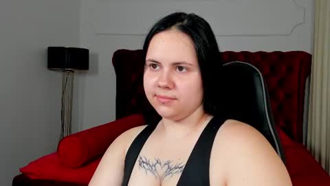 Snapshot of daisyharts chatting on 07-26-26, 05:26 DaisyHarts online show from 07-26-26, 05:26