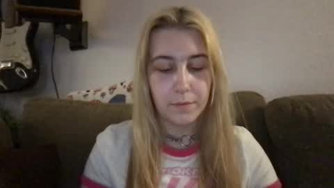 daisymynx online show from 03-30-26, 08:37