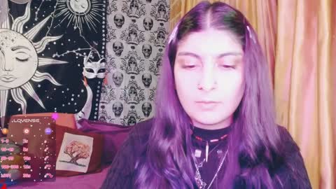 Snapshot of dak_7 chatting on 01-14-25, 05:51 -- -- help me reach 100 hands up online show from 01-14-25, 05:51