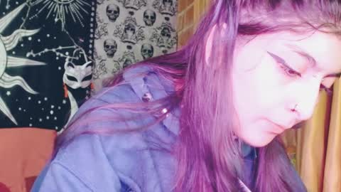 Snapshot of dak_7 chatting on 02-04-25, 06:57 -- -- help me reach 100 hands up online show from 02-04-25, 06:57