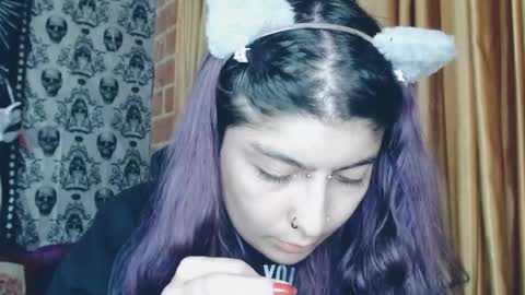 Snapshot of dak_7 chatting on 02-23-25, 11:25 -- -- help me reach 100 hands up online show from 02-23-25, 11:25