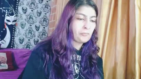 Snapshot of dak_7 chatting on 02-25-25, 05:30 -- -- help me reach 100 hands up online show from 02-25-25, 05:30