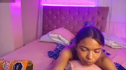 Snapshot of dakashyten chatting on 11-16-25, 04:18 dakashyten online show from 11-16-25, 04:18