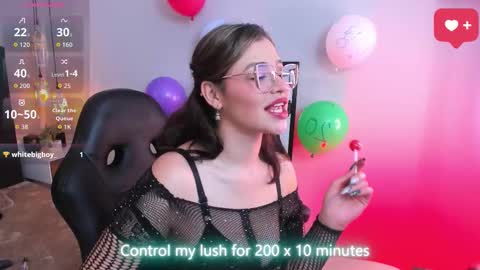 Dakhota online show from 11-25-25, 05:07