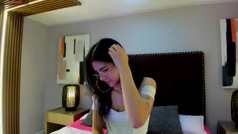 Snapshot of daki_rui chatting on 05-23-26, 01:37 Daki Rui online show from 05-23-26, 01:37