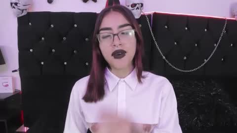 dakitty_moon online show from 02-19-25, 04:00