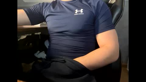 Snapshot of dakken2021 chatting on 02-14-25, 07:02 dakken online show from 02-14-25, 07:02