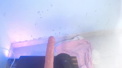 VALENTINA  online show from 10-19-25, 09:10