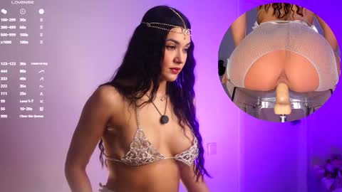 Snapshot of dakota_blare chatting on 10-24-25, 06:04 Dakota online show from 10-24-25, 06:04